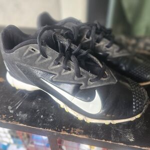 Nike Kids Black and White Athletic Shoes